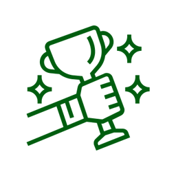 Naucyczielka i dzieci przy stole